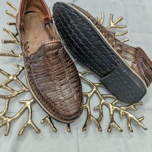 Mexican huaraches (shoes) size 11, color dark brown NEW